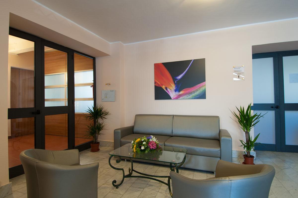 Hotel Capranica Extérieur photo